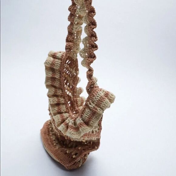 ZARA RUFFLED CROCHET SHOPPER HANDBAG - Picture 8 of 10